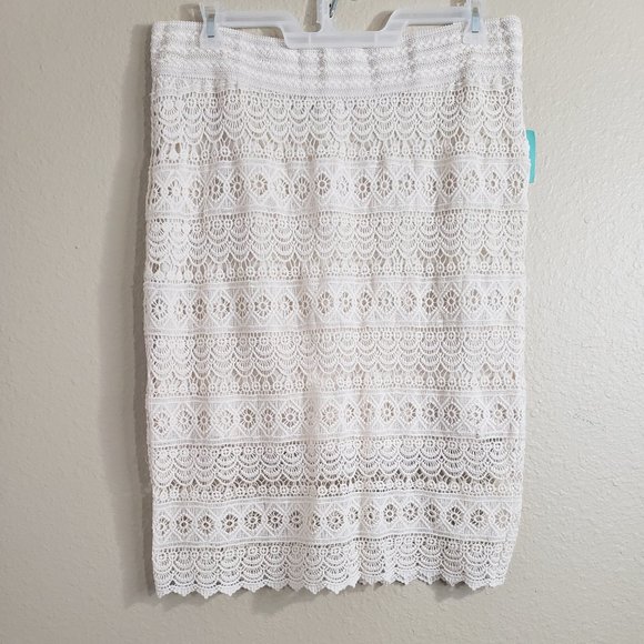 Maurices Cream/Ivory Crochet Pencil Skirt Size XL - Picture 2 of 10